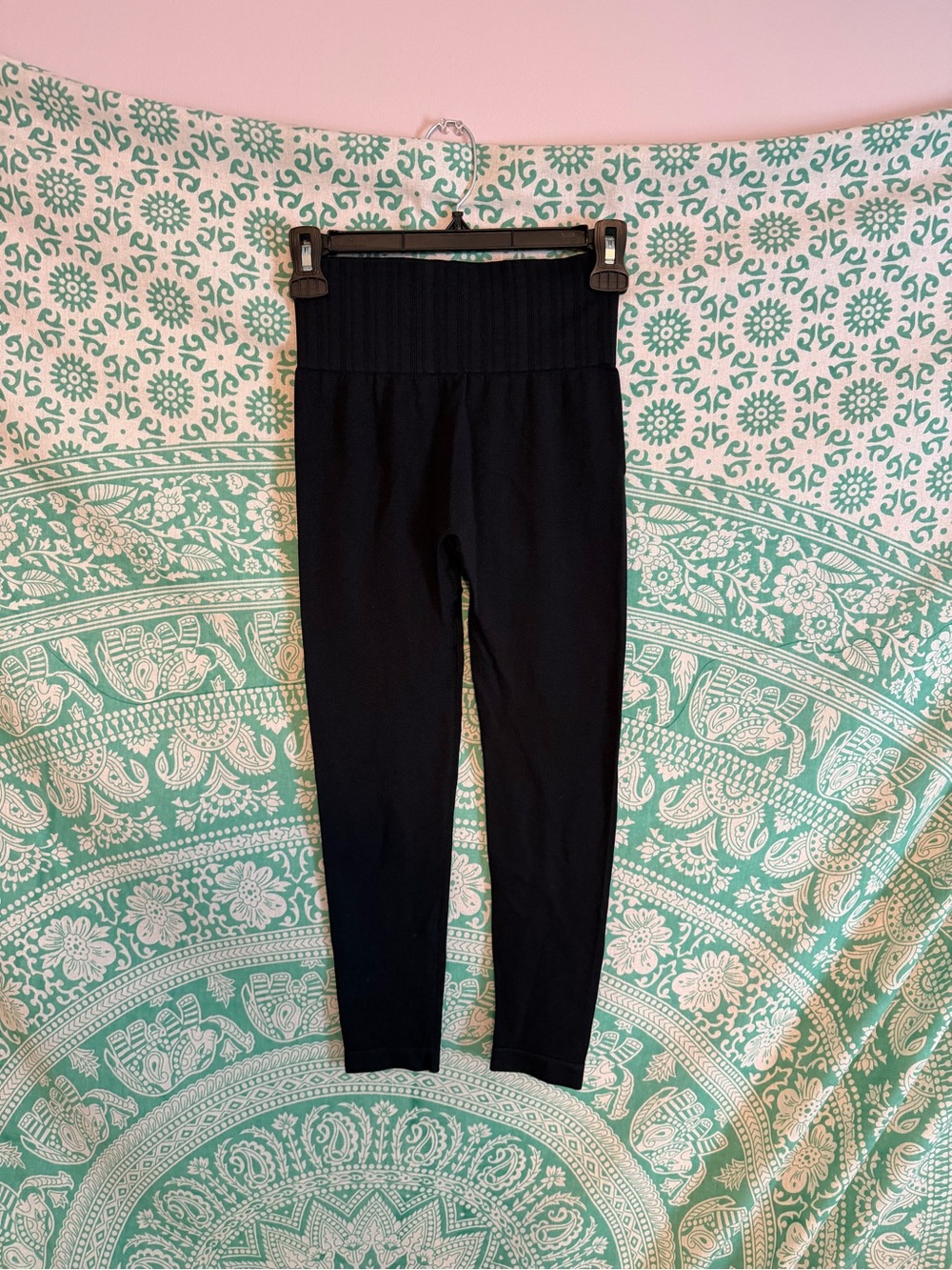 SHEIN Black High-Waist Scrunch Leggings